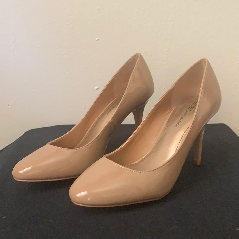 BCBG heels